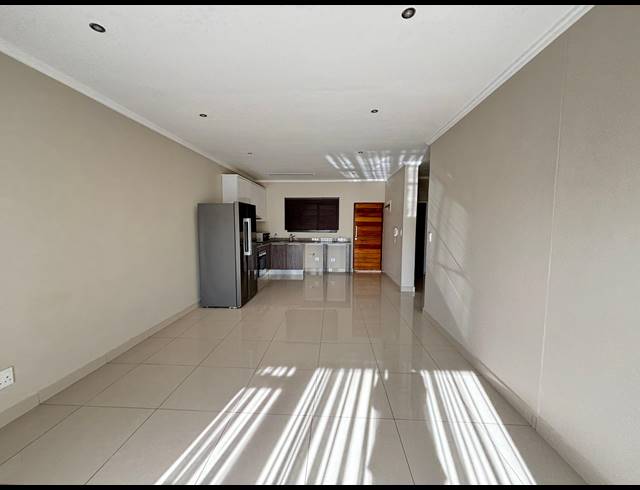 2 BEDROOM APARTMENT FOR SALE IN UMHLANGA RIDGE